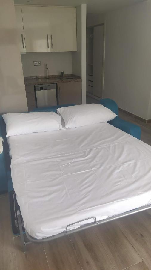 Apartamento Estudio En Chinasol Primera Linea Playa San Cristobal Almunecar Exterior photo